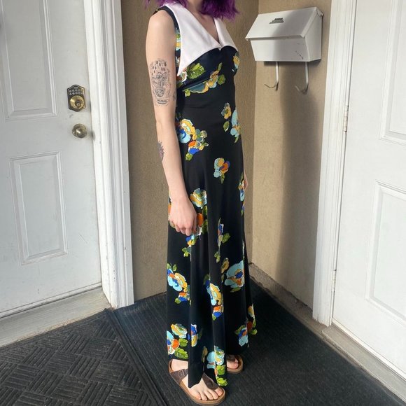 1970s Black Floral Maxi Dress - Picture 3 of 4
